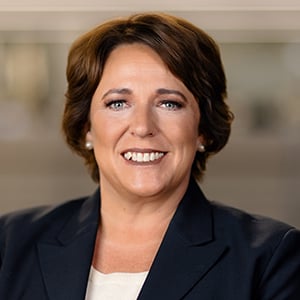 Robin Kies headshot